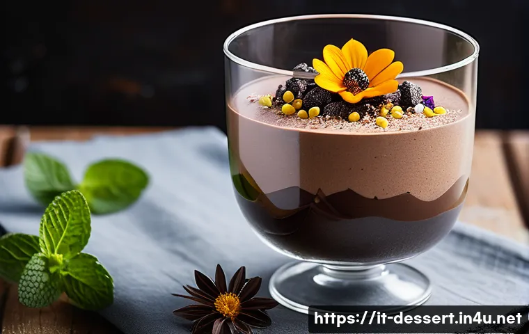 디저트 트렌드 - A luxurious dessert mousse served in a clear glass bowl, featuring rich dark chocolate infused with ...